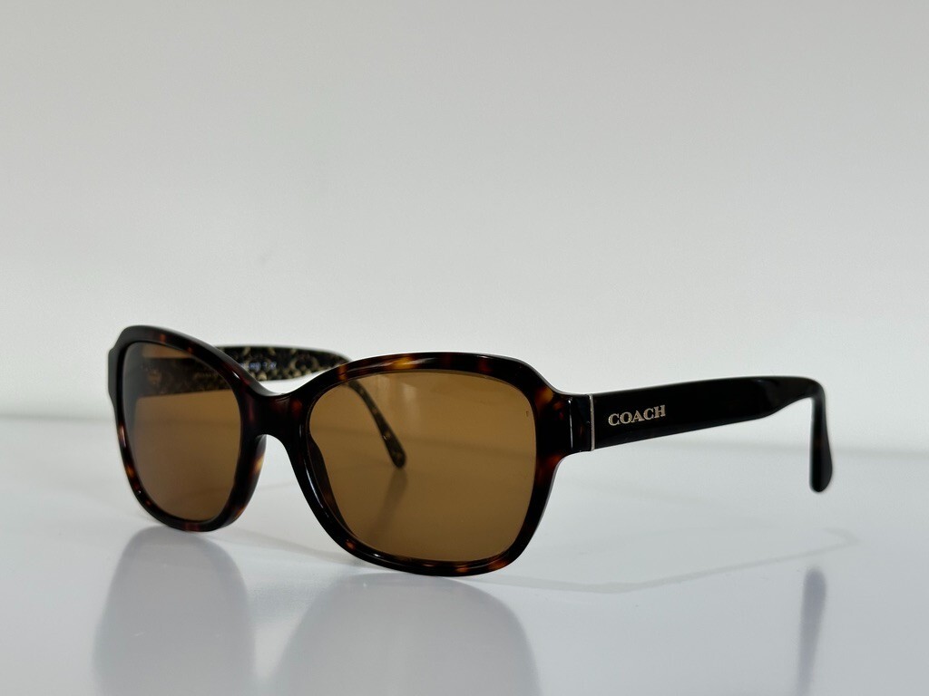Coach HC 8232 L1010 550713 Square Dark Tortoise Sunglasses  display picture 1