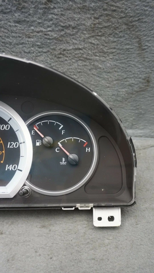 2008 Suzuki Forenza 2.0L 4 Cyl OEM Speedometer Instrument Gauge Cluster 66K MILE Foto 4 de 4