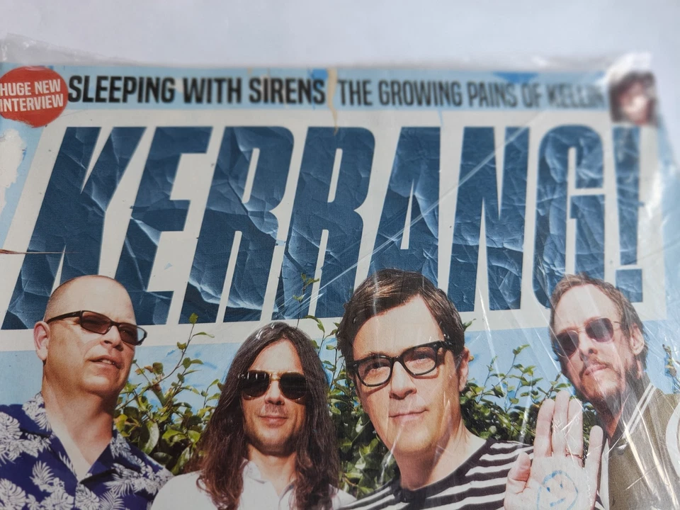 NEW KERRANG! Magazine #1690 30.09.17 WEEZER FOO FIGHTERS BACK SABBATH DON BROCO - Image 3 of 4