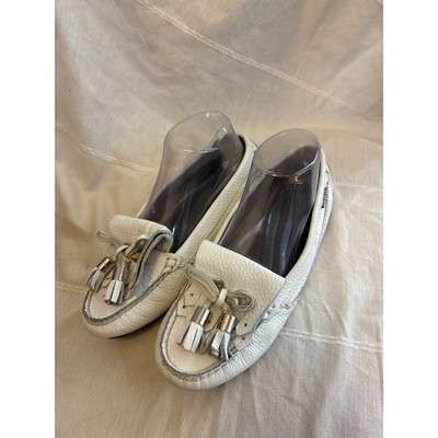Burberry Womens White Pebbled Leather Tassel Kiltie Driving Loafers