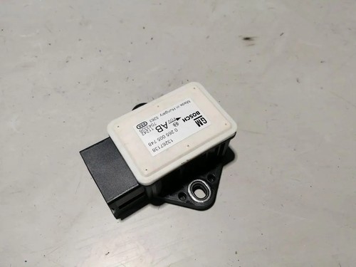 OPEL MERIVA B Beschleunigungssensor 13267138 1.70 Diesel 2012 33879209