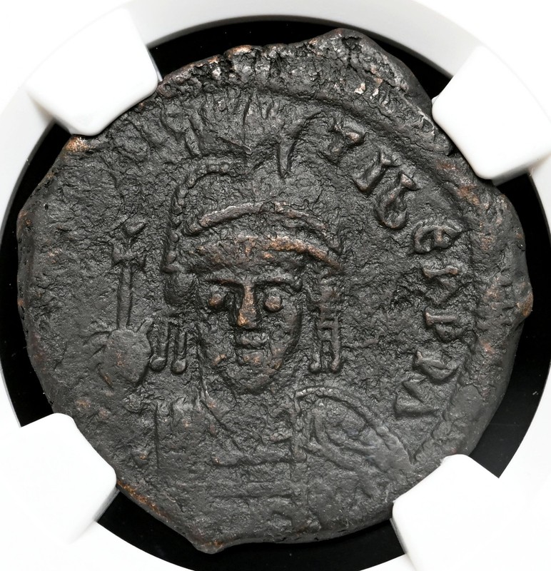 BYZANTINE. Maurice Tiberius. AD 582-602. Æ Follis, Constantinople, RY 6, NGC VF