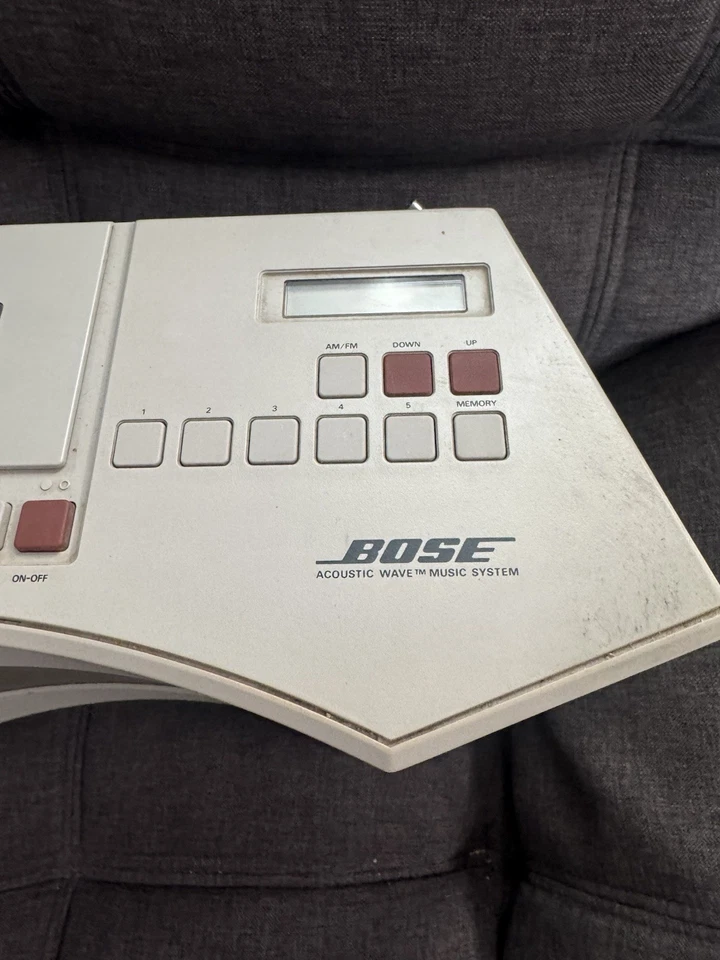 Bose AW-1 Acoustic Wave Stereo Music System Model AM/FM Tape Cassette READ - Image 4 of 4