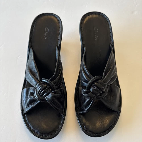 Sandali Clarks tacco 8 1 2 B donna pelle nera incrociata punta aperta zeppa