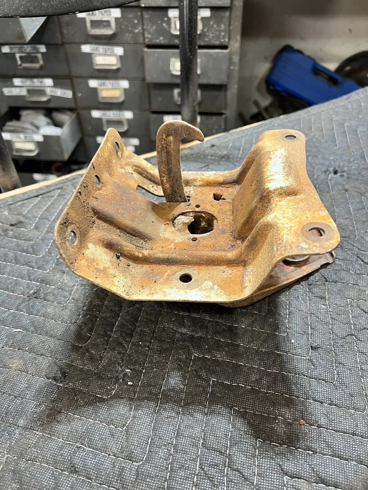 Chevrolet Chevy Impala Biscayne Bel Air Caprice 1965 65 capó pestillo Lowrider OG Foto 2 de 4