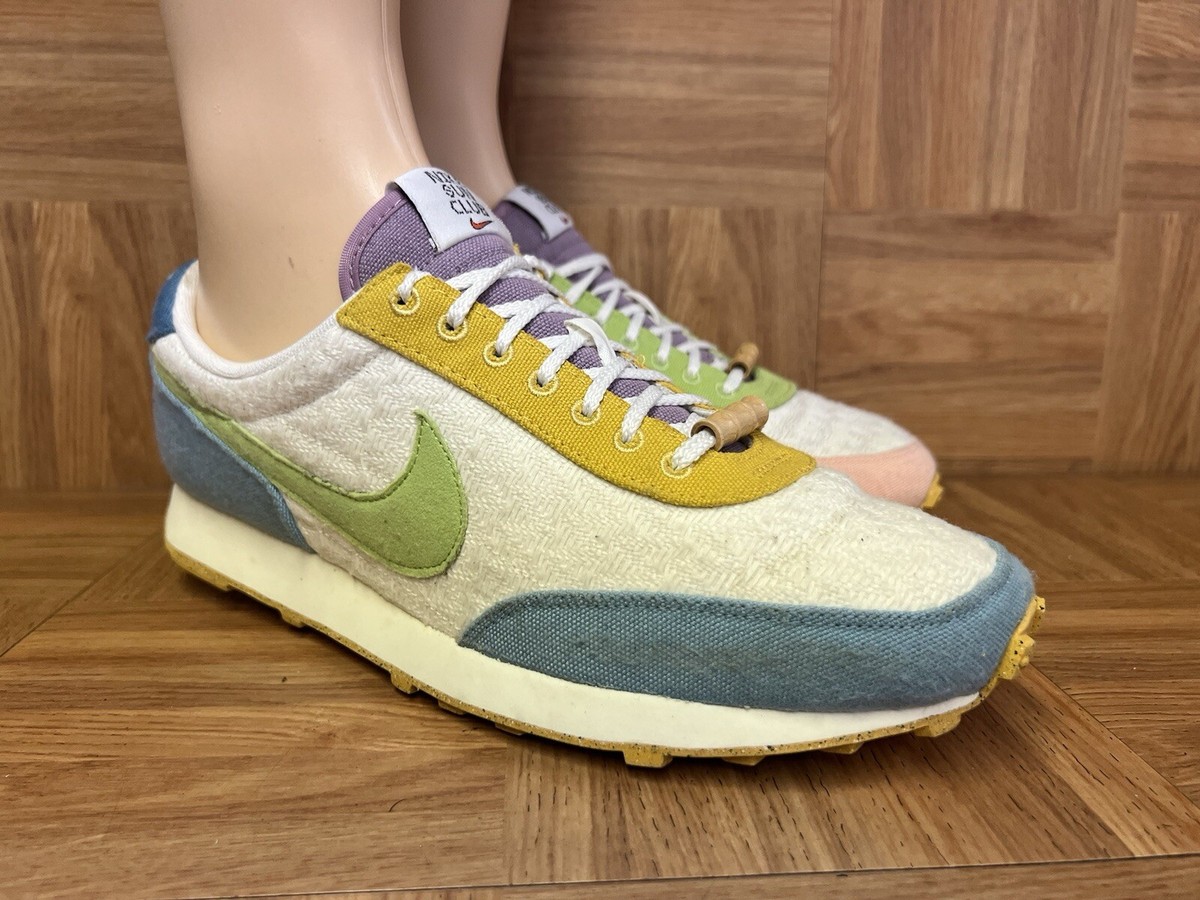 RARE🔥 Sz 10.5 - Nike Daybreak SE Sun Club - Worn Blue Peach