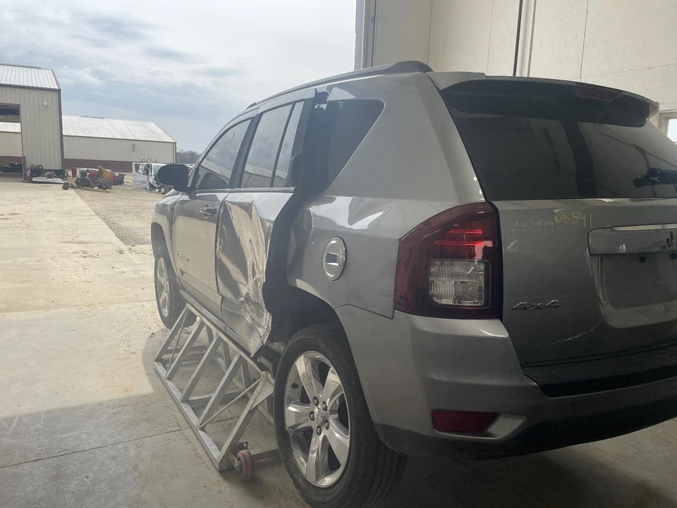 Medidor de velocímetro usado se adapta a: Jeep Compass Cluster 2016 MPH 120 MPH sin mensaje c Foto 3 de 4