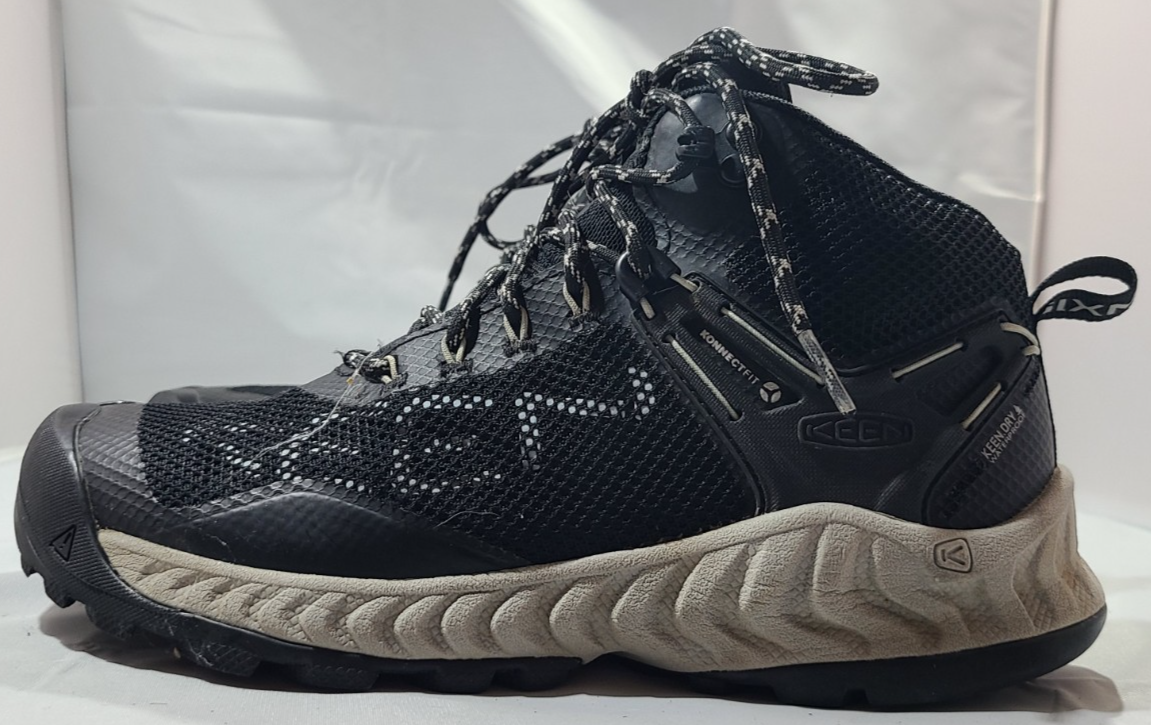 Stivali da trekking impermeabili da donna KEEN NXIS EVO taglia:7 colore: nero