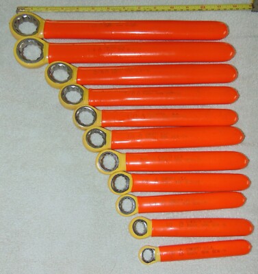 Cementex 1000V Insulated 12 Piece Box End Wrench Set 7/16'' to 1 and 1/8''