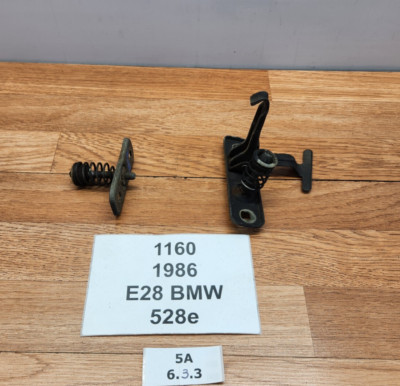   82-88 OEM BMW E28 528 535 M5 Hood Front Right Passenger Side Latch Lever Catch