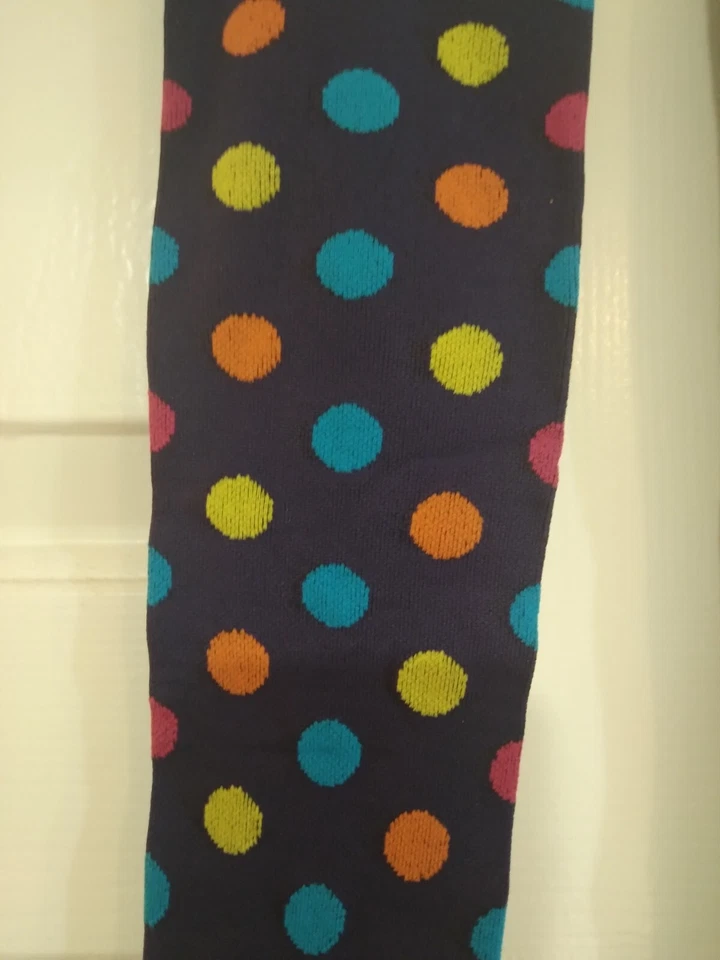 Calcetines hasta la rodilla para mujer con patrón de lunares talla S/M Foto 4 de 4