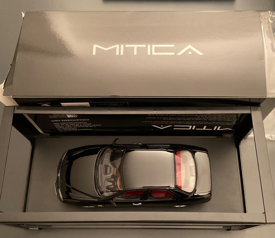 Alfa Romeo 156 2.5 V6 24V 1997 1/18 Mitica - Immagine 4 di 4