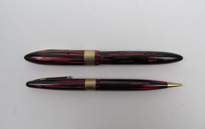 Vintage Sheaffer Red Striated Body Lever Fill Fountain Pen Pencil Set