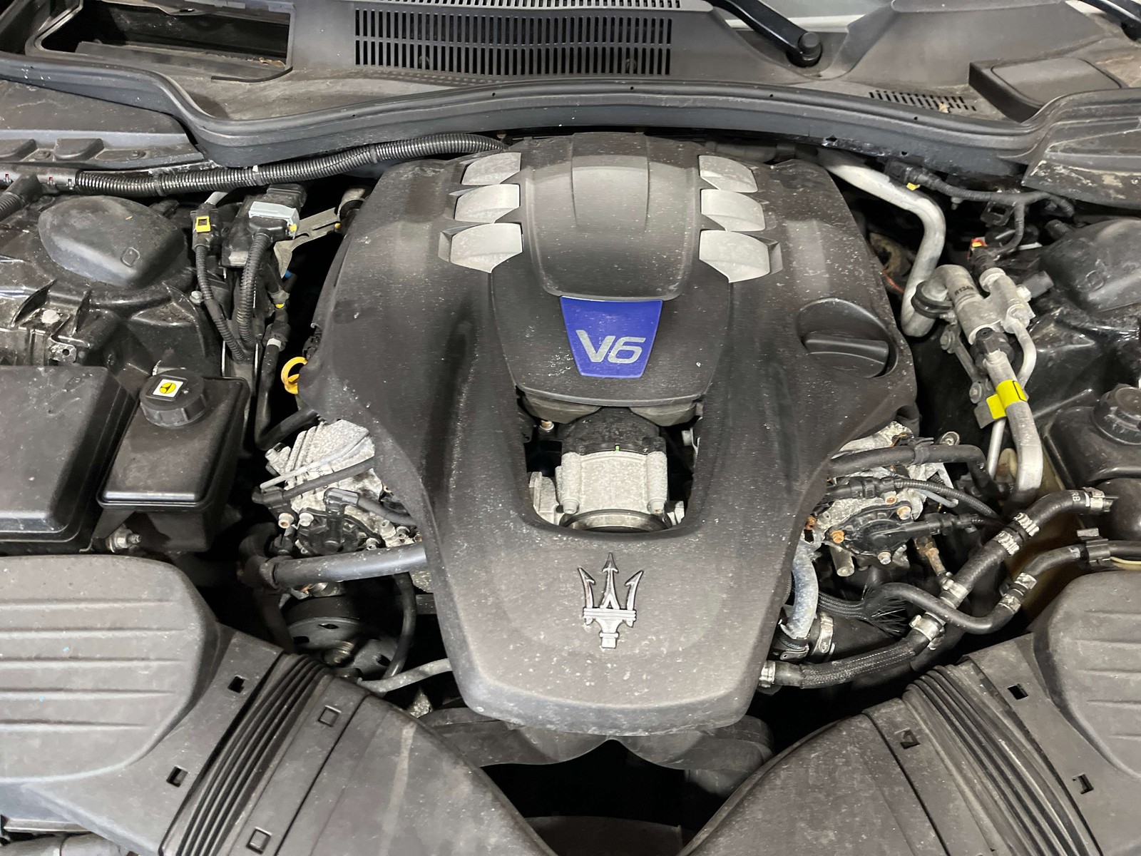 Maserati Ghibli 2014 Lid cover P/N 670003410