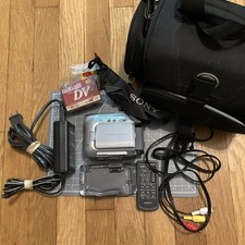 Sony DCR-HC32 Camcorder  Accessories - Silver - Tested