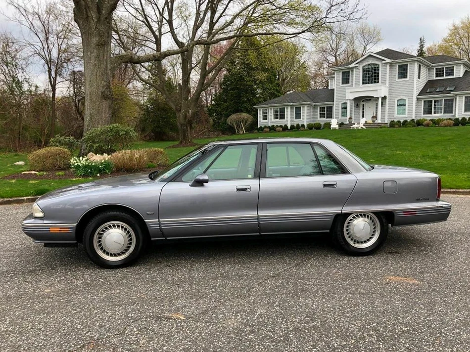 Radio mástil de antena de aluminio negro corto de 4 pulgadas para Oldsmobile Regency 1992-1995 Foto 4 de 4
