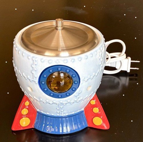 Rocket Space Ship Night Light Retired Scentsy warmer with Custom Stainless Lid