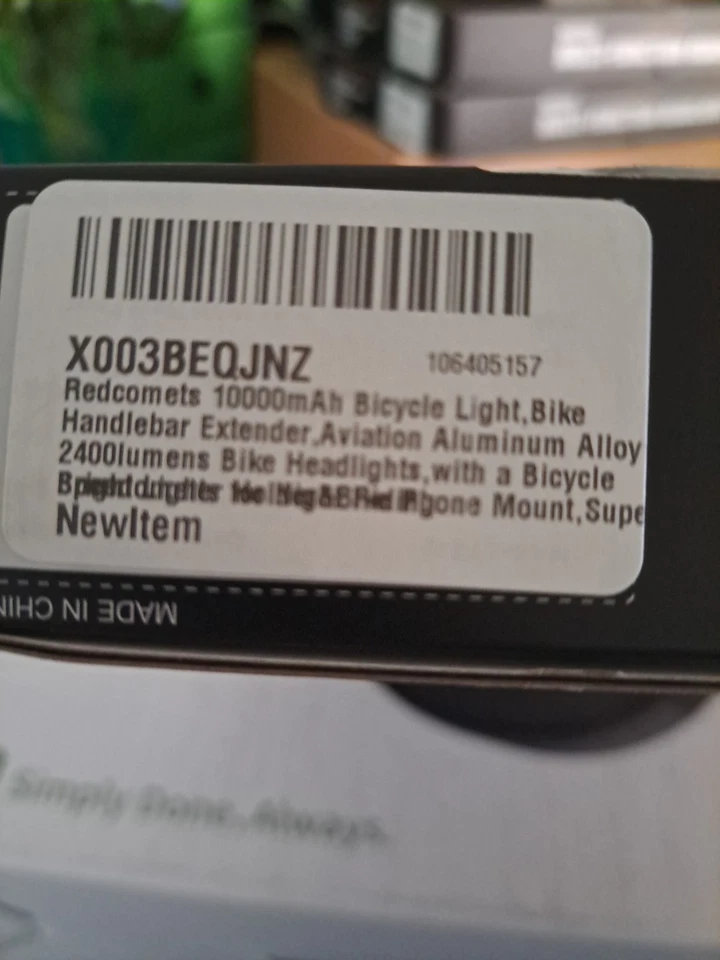 ✅Luz de cabeza de bicicleta Redcomets 2400 lúmenes, extensor de manillar de bicicleta y banco de energía Foto 3 de 3