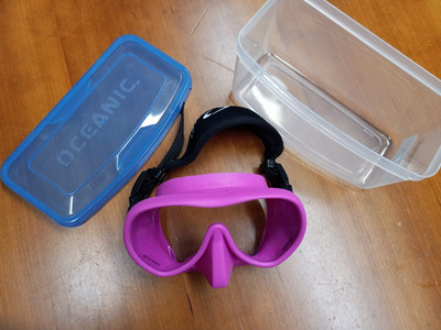 Oceanic Mini Shadow Mask - Vibrant Pink - NEW in box