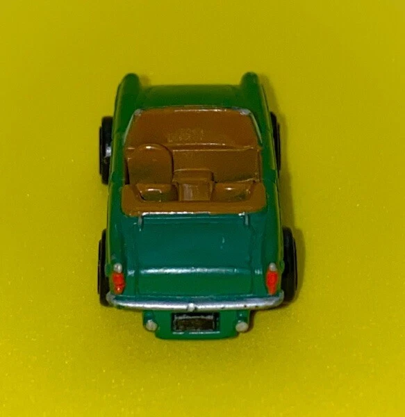 Vintage Micro Machines Sunbeam Alpine Tiger Car Green Tan Seats 1996 LGTI - Image 4 of 4