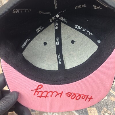 Hello Kitty x New Era 59Fifty 7 1/8 56.8cm Fitted Flat Pink Black