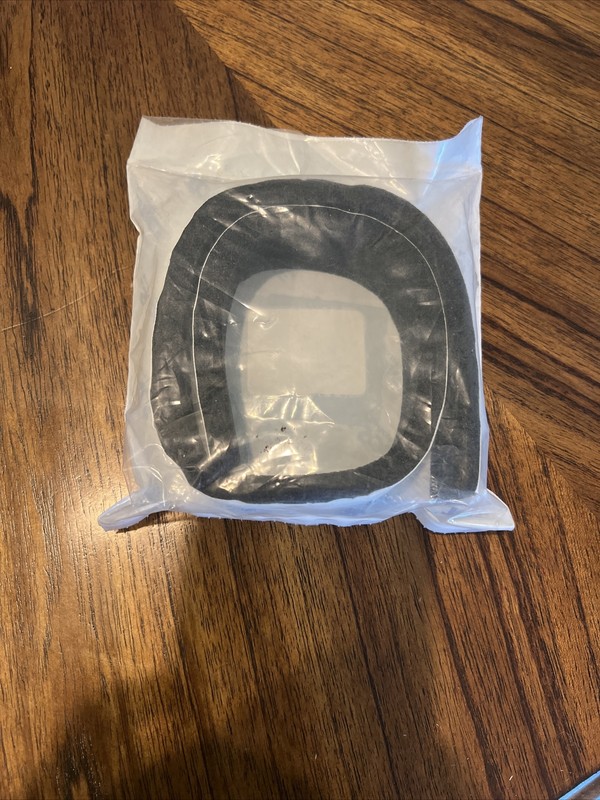 NEW IN BOX Tennant 360319 Seal