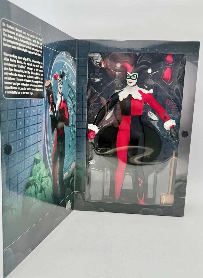 Figura Coleccionista Harley Quinn DC Direct Escala 1:6 13" Deluxe Foto 3 de 4