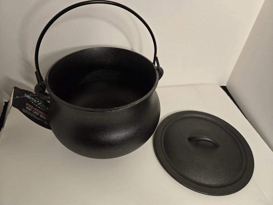 Halloween 4QT Pre-seasoned Cast Iron Cauldron Pot - Smith & Clark Ironworks - Image 4 of 4