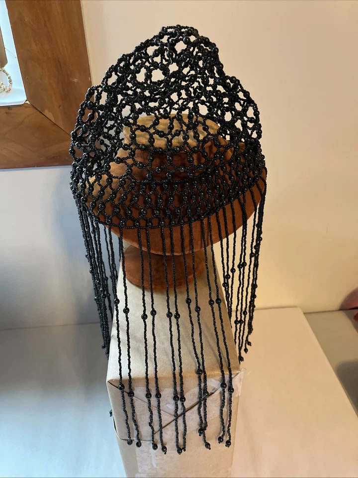 Hat Beaded Flapper Rare VTG Antique Art Deco 1920S Fringed Skull Cap Cloche - Image 4 of 4