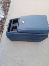 1981-1991 Chevy Gmc Surbaban Blazer Center Console Blue 1981-1991 Chevy Gmc Surbaban Blazer Center Console Blue