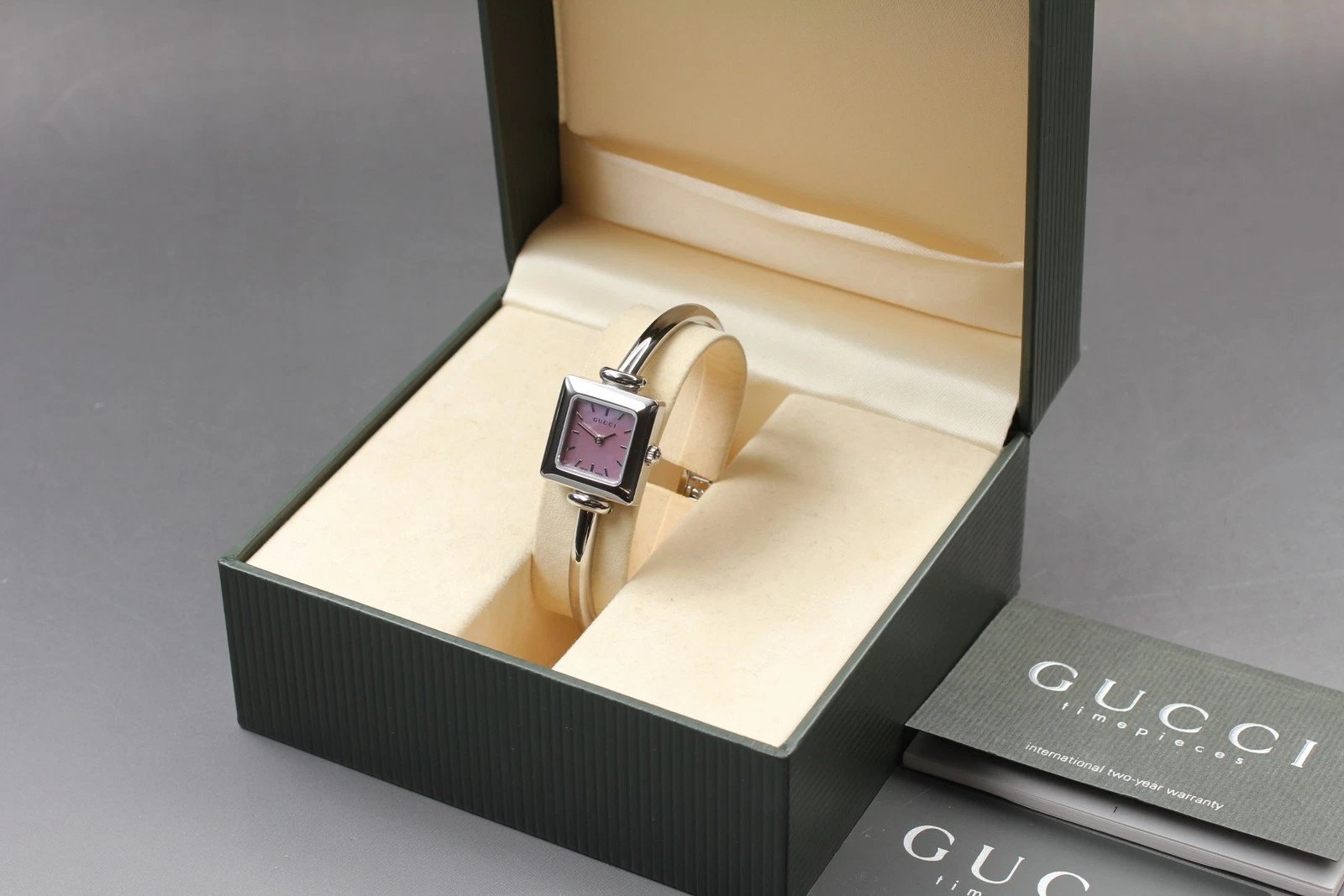 Orologio da donna quasi come nuovo set completo * GUCCI 1900L rosa MOP argento quarzo 20 mm GIAPPONE