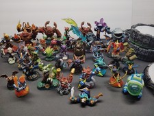 Huge Mix Lot Of 40 pcs Activision Skylanders Action Figure Portal Xbox 360 Wii