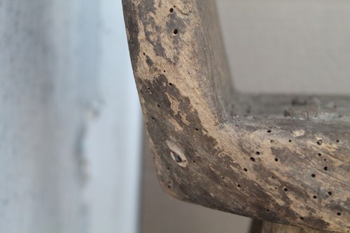 Unique old wooden primitive chair 18 century carved from whole piece of wood - Picture 4 of 24