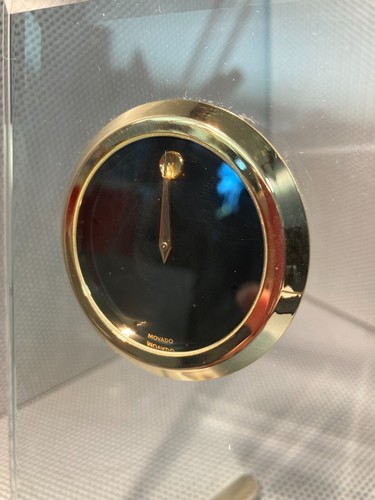 Movado Museum Zifferblatt Gold Schreibtisch Ständer Uhr Japan Uhrwerk 8"" x 4"" getestet - Bild 21 von 24