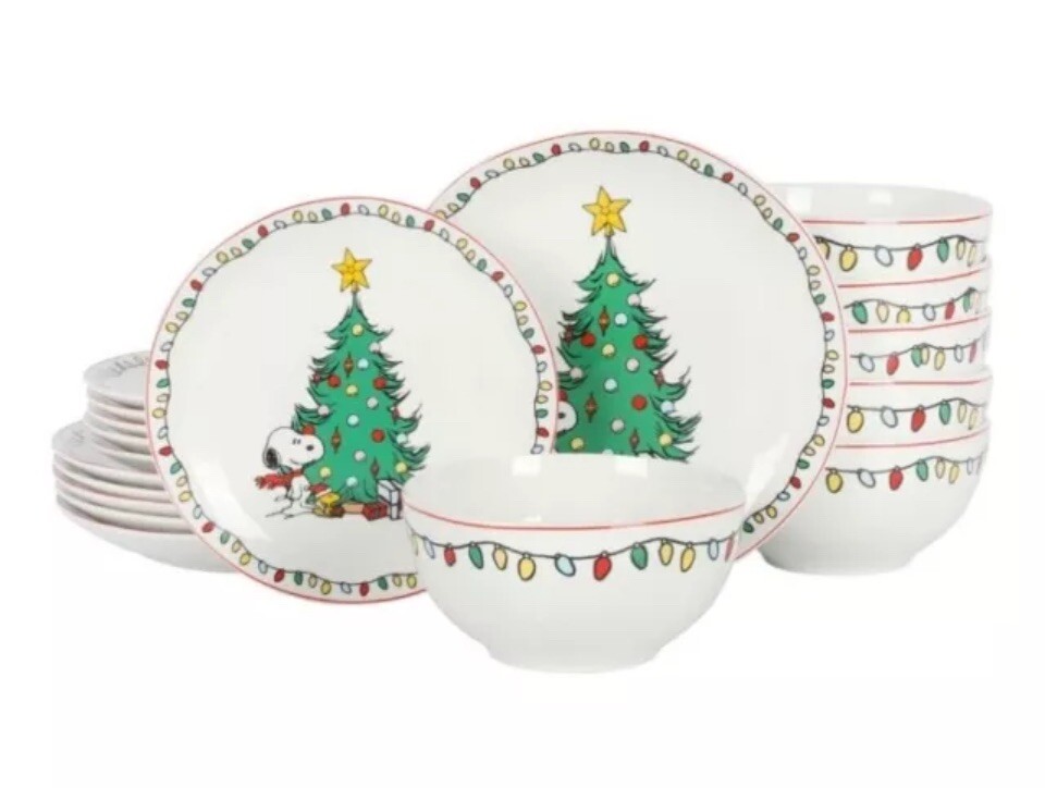 18 Pc Set Peanuts CHRISTMAS Fine Ceramic Dinnerware Dinner Salad Plates  Bowls