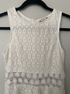 Iris Junior's Cream Lace Dress w/ Waist Detail Medium Floral Lace Dress |  eBay