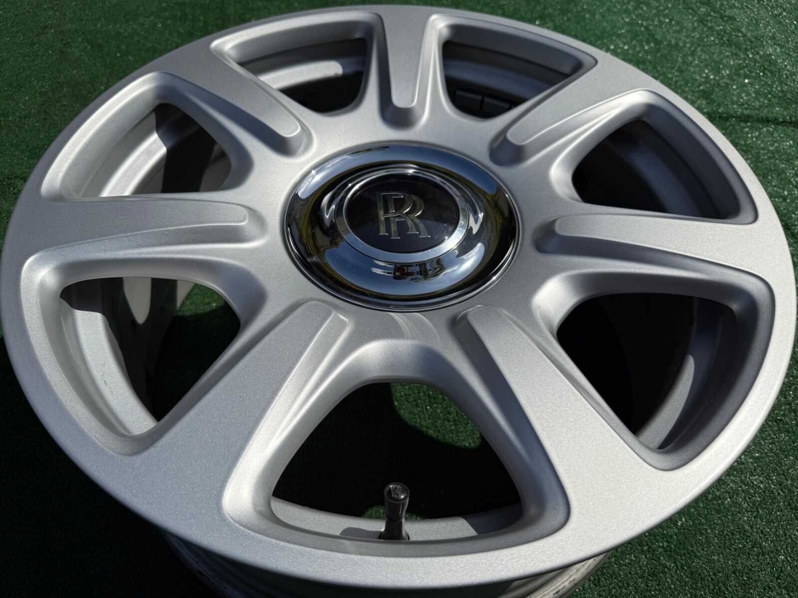 ROLLS ROYCE GHOST DAWN WRAITH 20" ALLOY WHEEL RIM 6854569 OEM SILVER