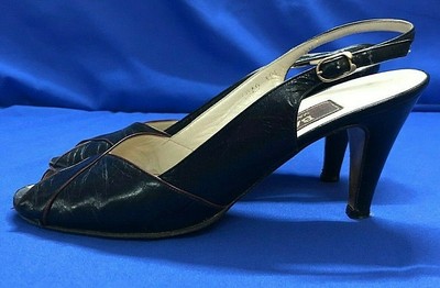 navy blue slingback pumps