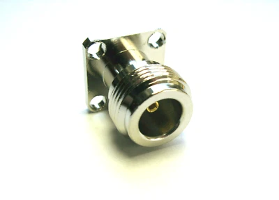 MARKENLOS Adapter N Einbaubuchse (Female) auf SMA Buchse (Female) mit 4-loch Flansch