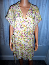 Pretty Gianni Bini size S yellow floral short sleeve wrap dress NWT