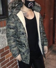 Pull & Bear Camo Down Feather Coat Fishtail W/ Side Zipper Streetwear Msrp $200