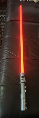 Hasbro 2007 C-2945A Star Wars Lightsaber Ultimate FX  Red Color Lucas Films