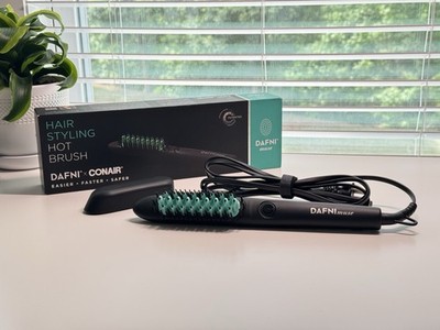 DAFNI Muse Hair Styling Hot Brush Straightener Fast Heat w/ Box Works Great