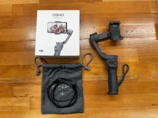 DJI Osmo Mobile 3 - Gimbal Stabilizer