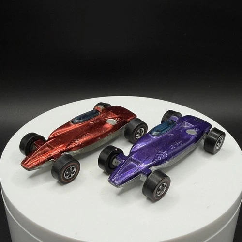 Vintage Hot Wheels Redline Shelby Turbine Pair - Excellent Purple & Fair Red