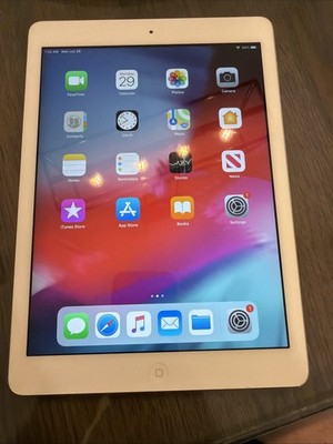 Apple iPad Air 1st Generation 32GB Wi-Fi Cellular 9.7'' Space Gray