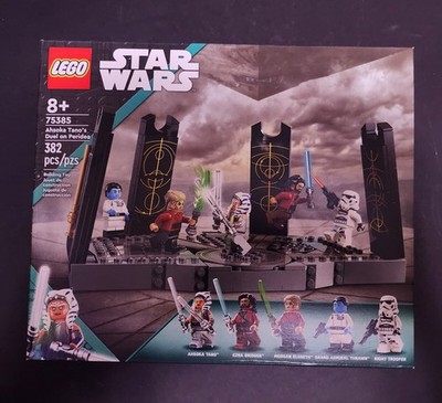 LEGO Star Wars: Ahsoka Tano's Duel on Peridea (75385)