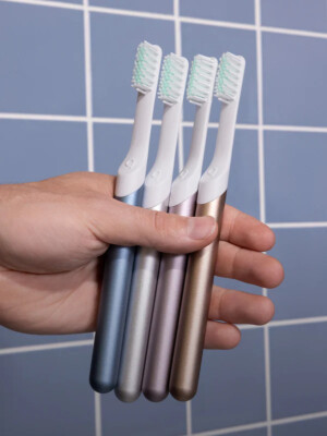 Quip SONIC Smart Electric Toothbrush & Xtra Brush Head Starter Kit - GREY/SLATE