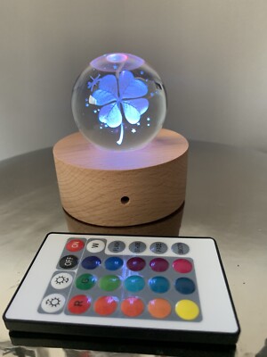 Nachtlampe Farbwechsel LED 3D Kristallkugel vier Kleeblatt Kleeblatt