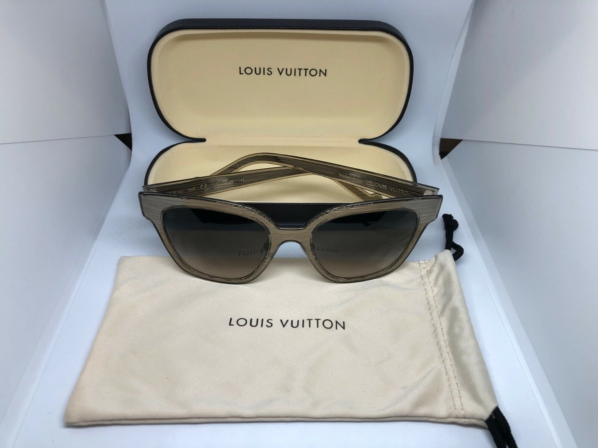 100%Authentic Louis Vuitton Epi Audrey Metallic Resin 53mm 